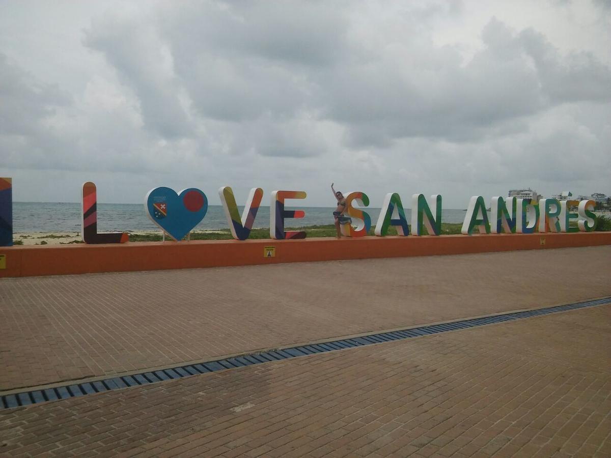 Posada Nativa Miss Casira San Andrés المظهر الخارجي الصورة